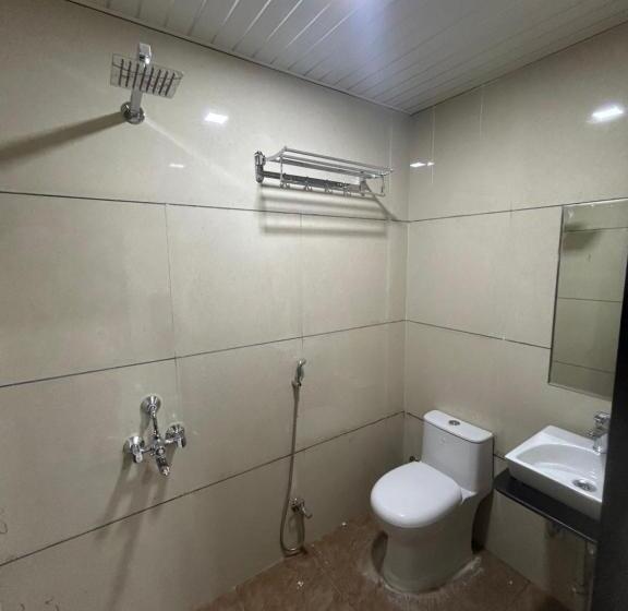 חדר דלוקס, Sagar