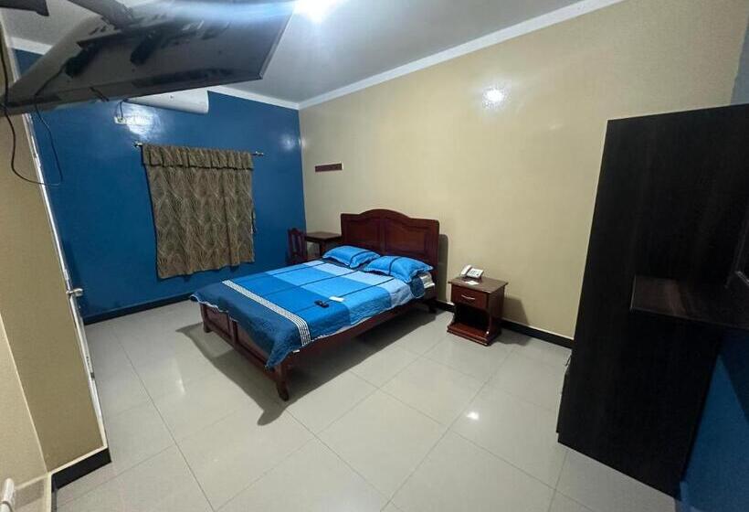 اتاق لوکس, Smir, Huaquillas