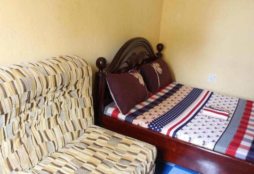 اتاق لوکس, Joyed 3 Motel