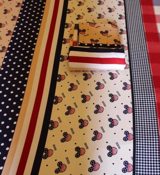 اتاق لوکس, Joyed 3 Motel