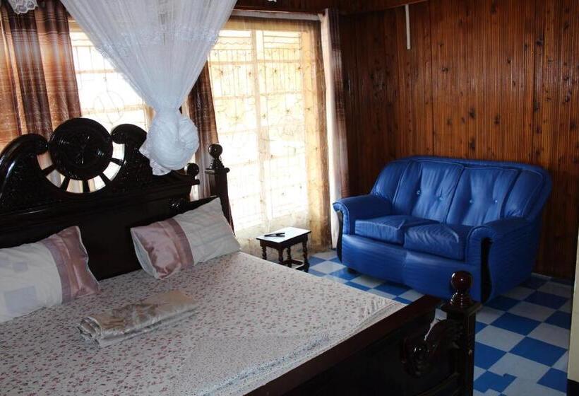 اتاق لوکس, Joyed 3 Motel