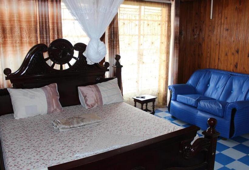 اتاق لوکس, Joyed 3 Motel