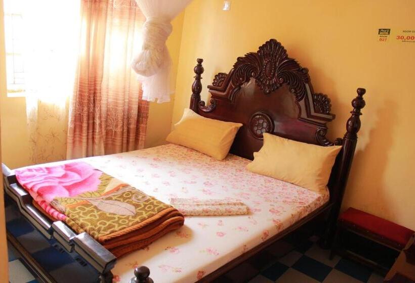 اتاق اکونومی, Joyed 3 Motel