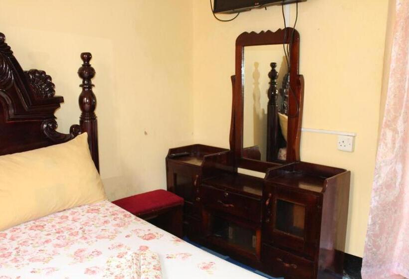 اتاق اکونومی, Joyed 3 Motel