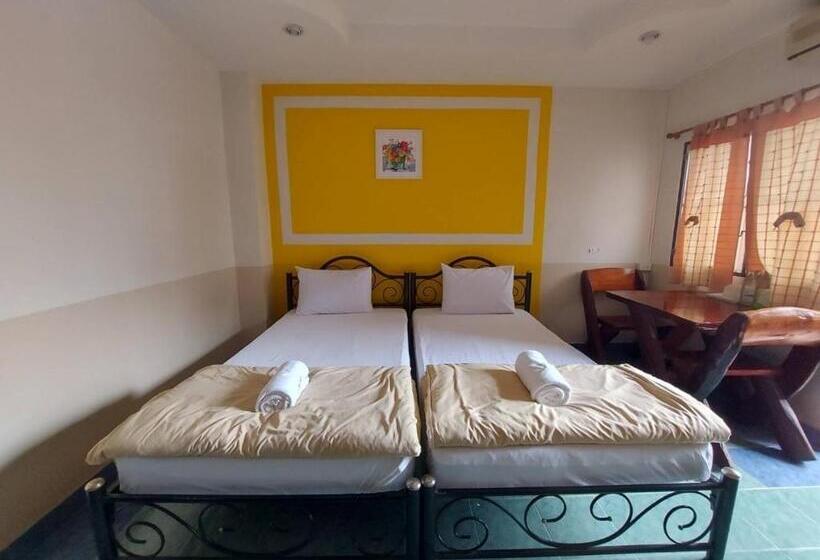 디럭스 룸, Mongnon Hotel โรงแรมมองนอน อุดรธานี