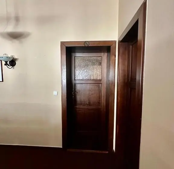 Perhehuone, Pod Klíčem