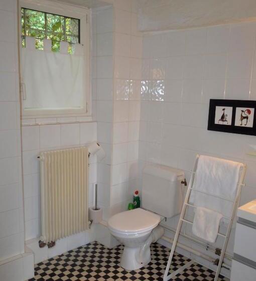 Четырехместный Номер Стандарт, Room In Guest Room   Maison Lamerique Welcome You To One Of Their Rooms Dogs Are Also Welcomed
