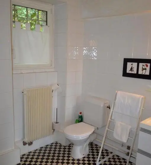 スタンダード４人部屋, Room In Guest Room   Maison Lamerique Welcome You To One Of Their Rooms Dogs Are Also Welcomed
