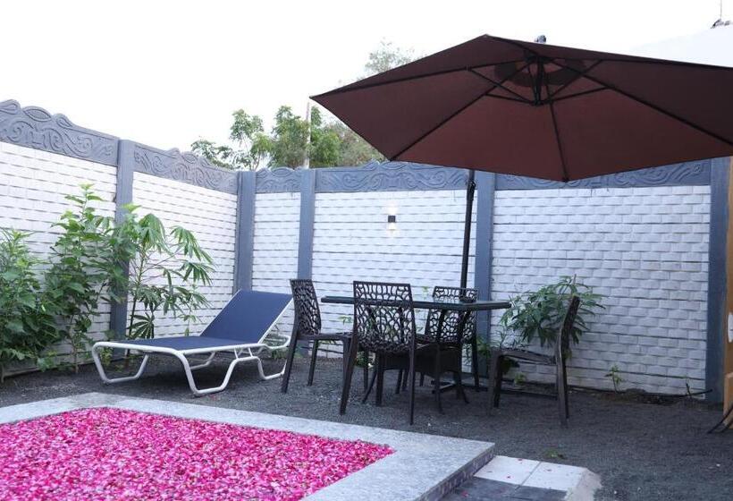 Escritório Estándar, Skd Resort And Club