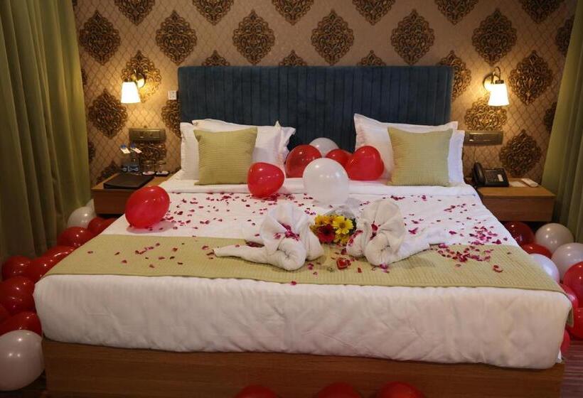 Escritório Estándar, Skd Resort And Club