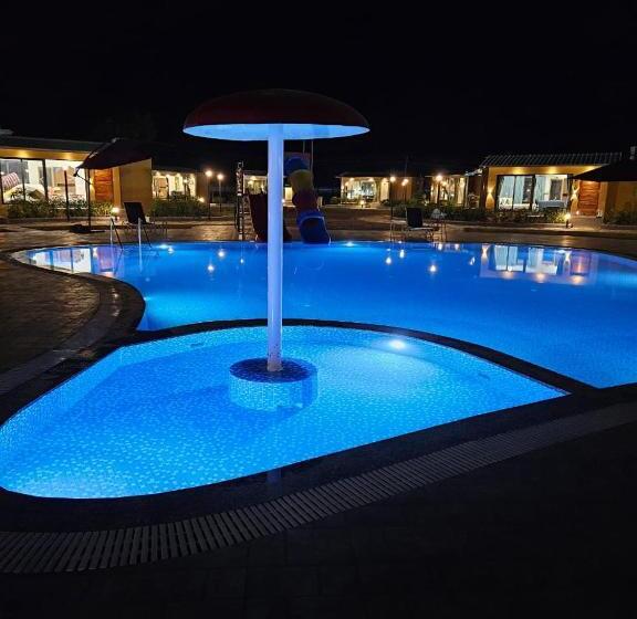 Quarto Estandar Vista Piscina, Skd Resort And Club