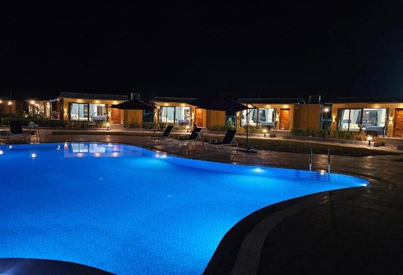 Pokój Standard Widok Basen, Skd Resort And Club