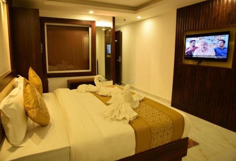 Номер Deluxe, De Falcon Beach Goa Candolim