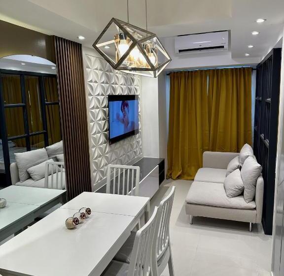 آپارتمان 1 خوابه با چشم‌انداز استخر, El Condo @ Shore 3 Residences