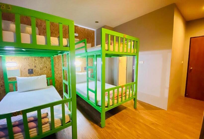 4인용 스탠다드 룸, Frutta Hostel