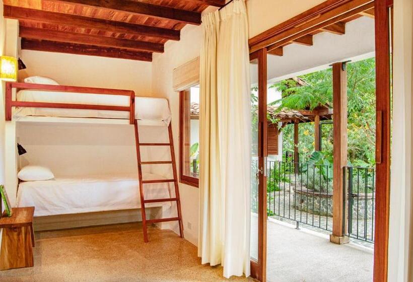 סוויטת ג'וניור עם טרסה, Auen Posada Andina