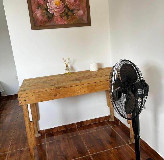 Quarto Quádruplo Deluxe, Pousada Sunflower