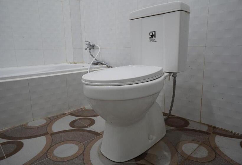 Люкс Повышенной Комфортности, Oyo 93205 Kusuma Hotel And Convention Hall