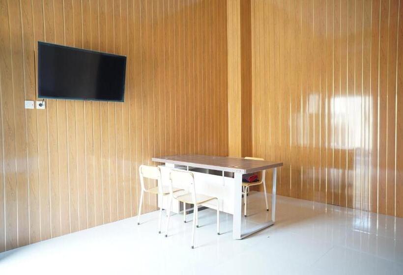 Люкс Повышенной Комфортности, Oyo 93205 Kusuma Hotel And Convention Hall