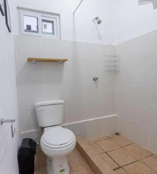 Standard Neljän Hengen Huone, Hostel Saltwater