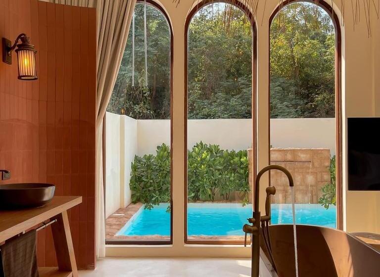 스탠다드 룸 풀장 전망, Sirava Kohlarn สิราวา เกาะล้าน