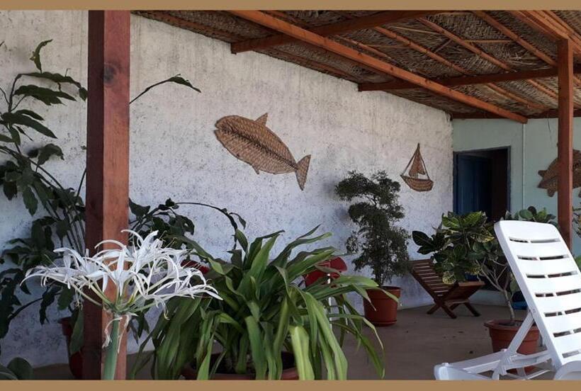 اتاق راحتی سه تخته, Terra E Sol B&b Tarrafal