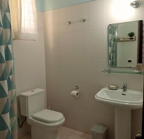 اتاق لوکس, Terra E Sol B&b Tarrafal