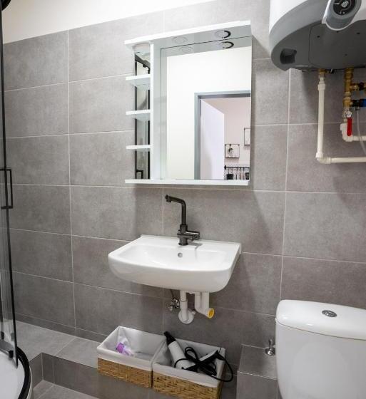 آپارتمان لوکس 1 خوابه, White Wolf House Hostel & Apartments
