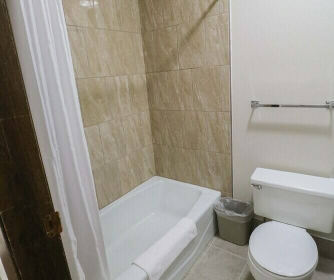 Номер Стандарт, Bear Lodge Motel