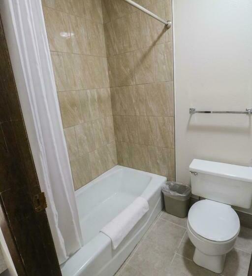 标准间, Bear Lodge Motel