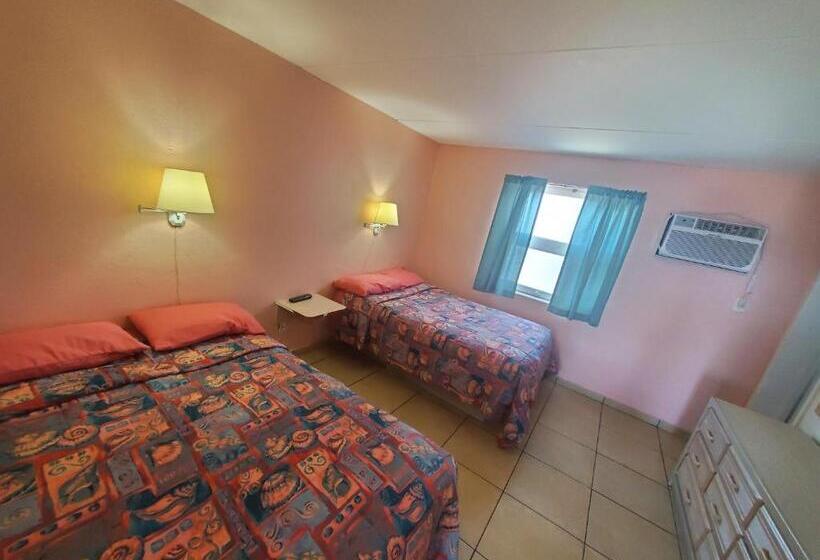 Habitación Familiar, Caprice Motel   Wildwood