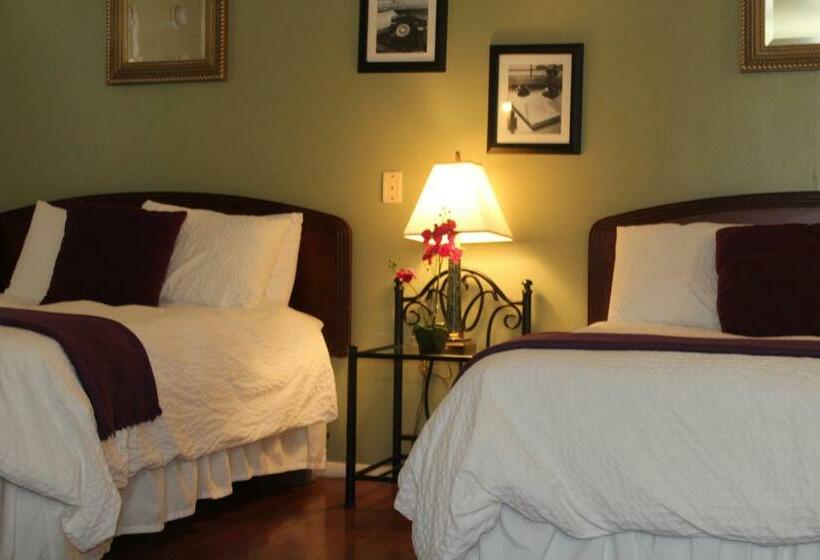 Номер Стандарт 2 Двуспальные Кровати, El Rancho Motel