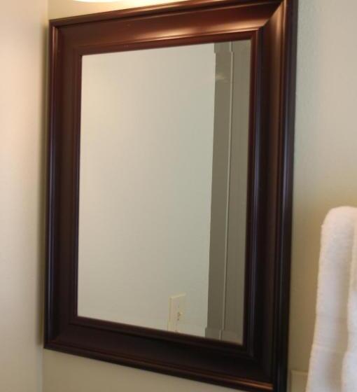 بنجلو قياسى غرفتين نوم, El Rancho Motel