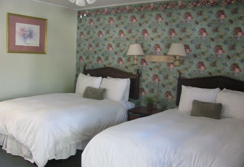 غرفه قياسيه سريرين مزدوجين, El Rancho Motel