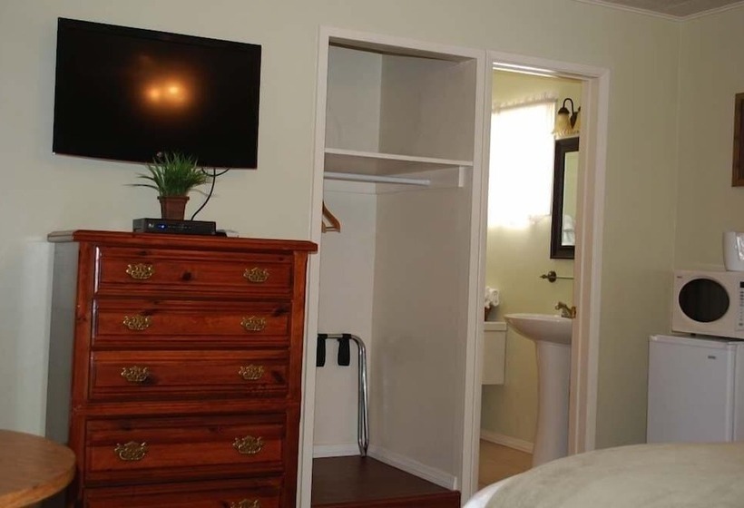 Номер Стандарт 2 Двуспальные Кровати, El Rancho Motel