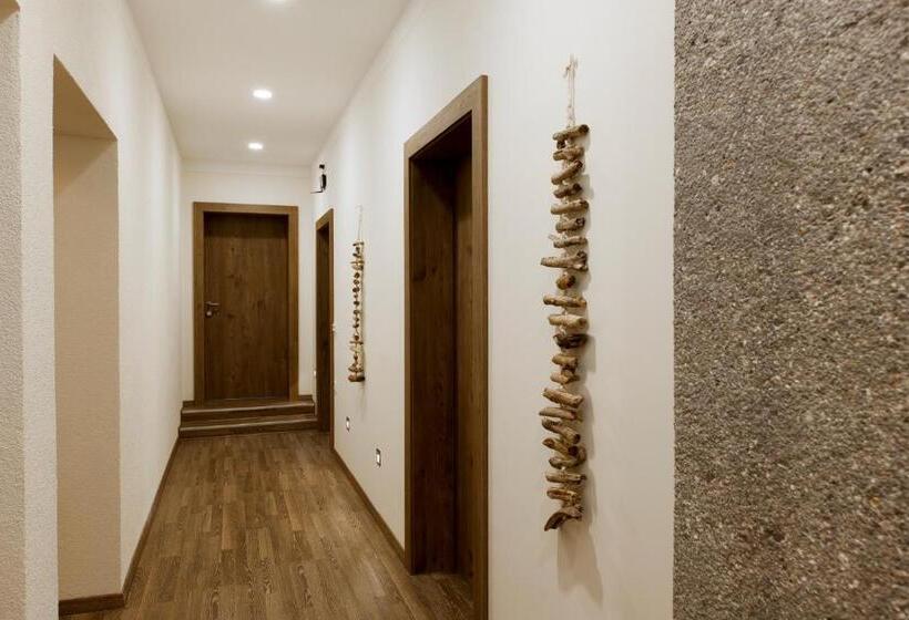 غرفة قياسية فردية, Altmünsterhof