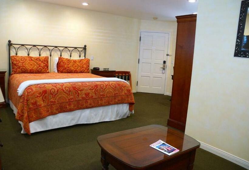 غرفة ديلوكس سرير كينج, Castillo Inn At The Beach