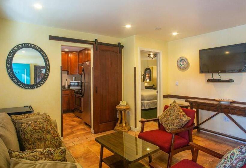 جناح, Castillo Inn At The Beach