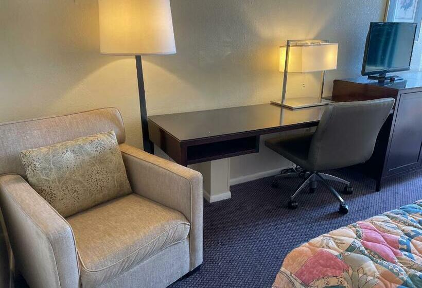 غرفة قياسية, Columbus Motor Inn