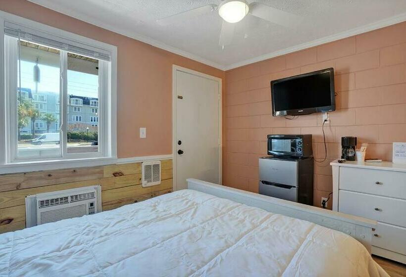 Номер Стандарт, Dry Dock Inn