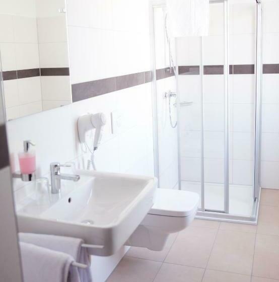 标准间, Gleiseins