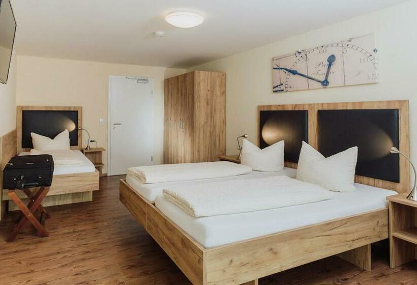 Номер Стандарт Трехместный, Gästehaus Hötzl