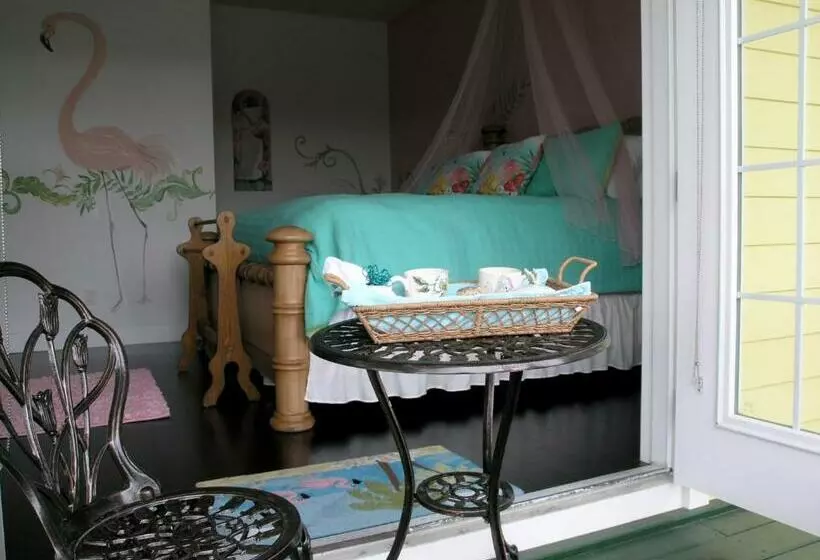 キングサイズベッドのスタンダードルーム, Inn On The Avenue