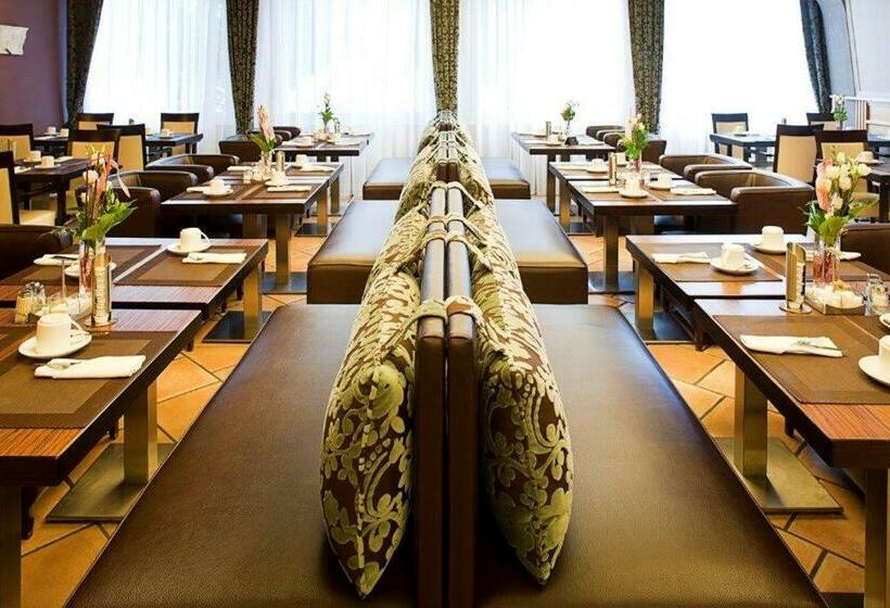 带1个卧室的带阳台的公寓, Parkhotel Heidehof Apartements