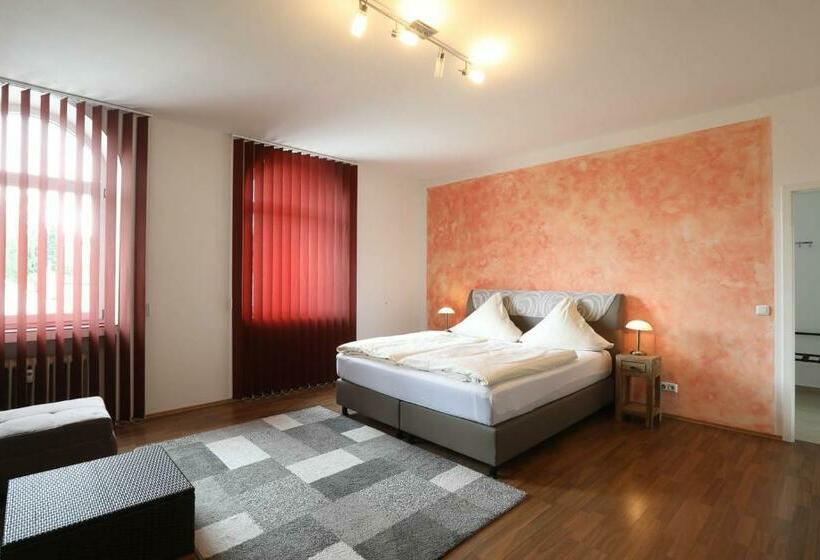 Quarto Estandar, Pension Leonardo