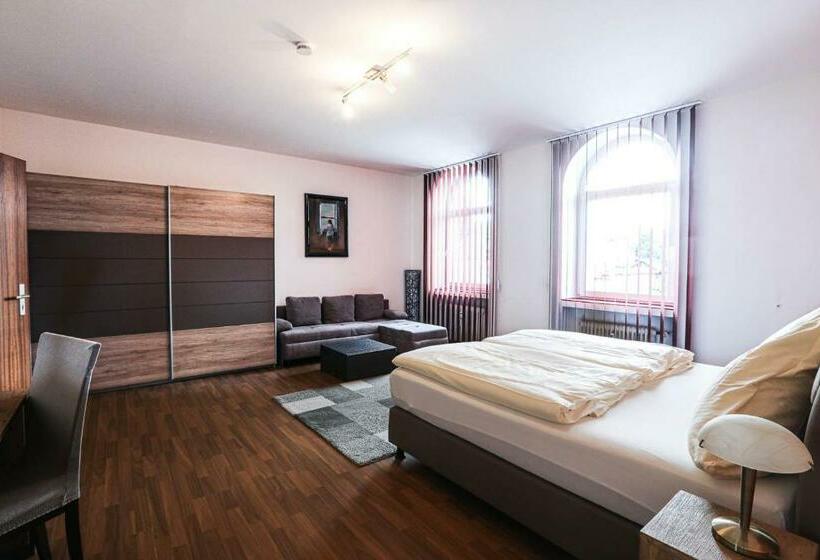 Номер Стандарт, Pension Leonardo