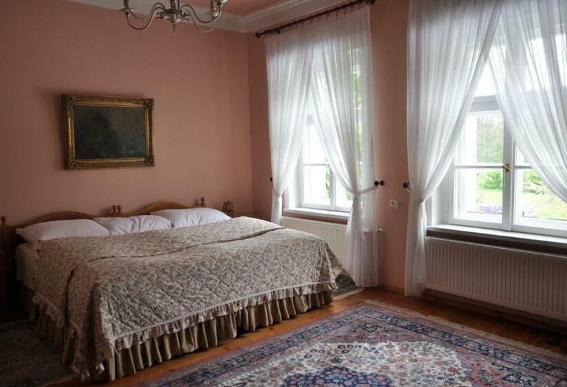 Номер Стандарт, Restauracja Hotel Pałacowa