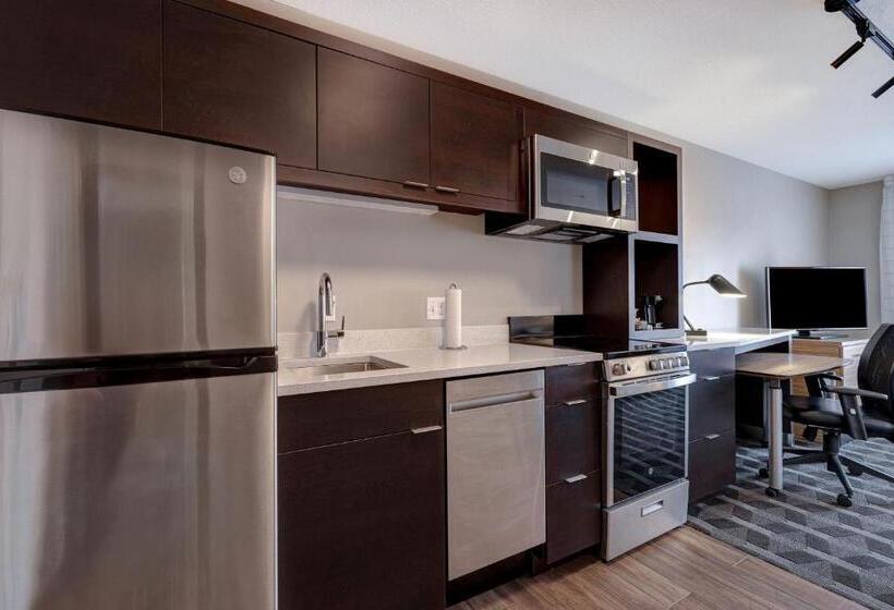 جناح, Towneplace Suites By Marriott Monroe