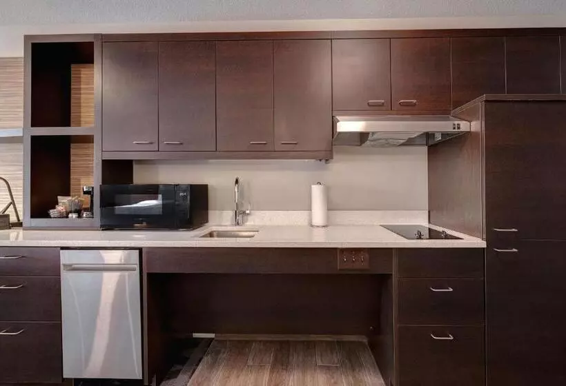 キングサイドベッドのスタンダードワンルーム, Towneplace Suites By Marriott Monroe