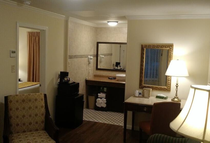 סוויטת דלוקס 2 חדרים, Townsend Gateway Inn